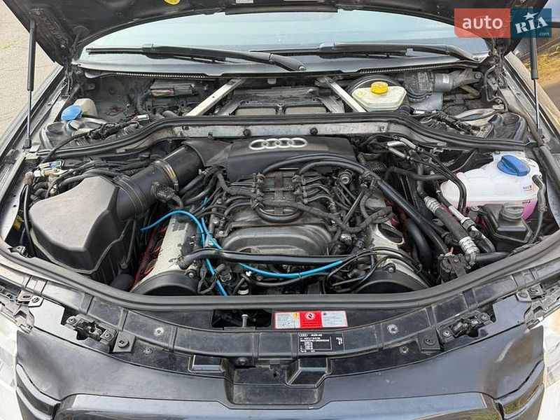 Седан Audi A8 2003 в Києві