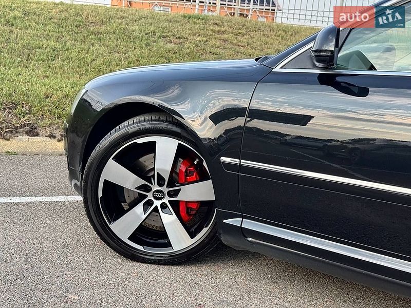 Седан Audi A8 2007 в Києві