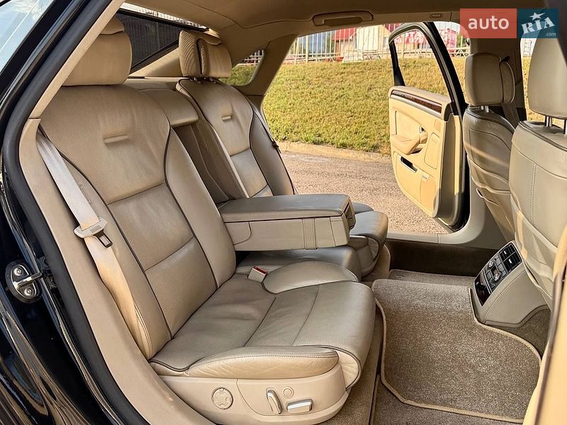 Седан Audi A8 2007 в Києві