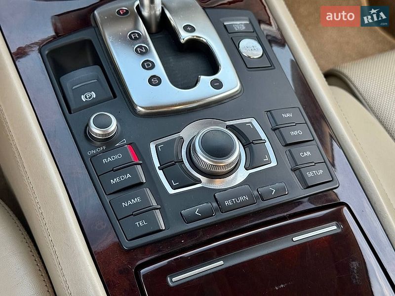 Седан Audi A8 2007 в Києві
