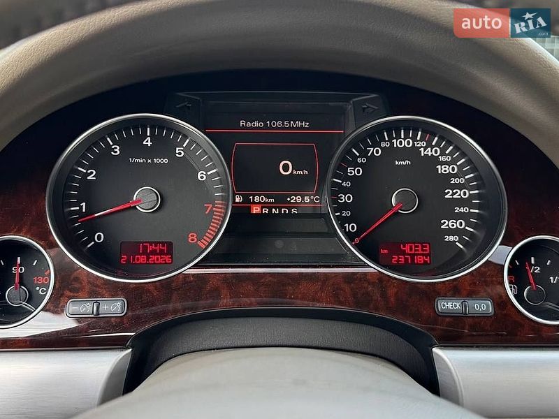 Седан Audi A8 2007 в Києві