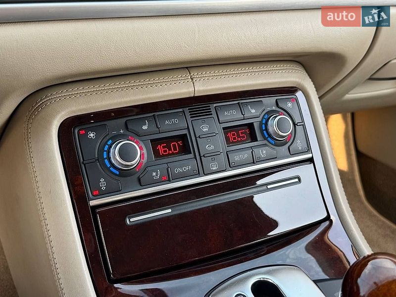 Седан Audi A8 2007 в Києві