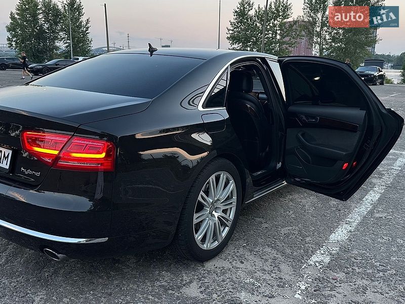 Седан Audi A8 2012 в Києві фото 13 Седан Audi A8 2012 в Києві