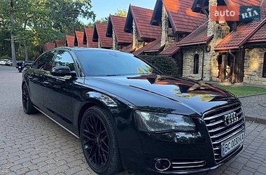 Седан Audi A8 2012 в Львові