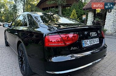 Седан Audi A8 2012 в Львові