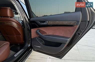 Седан Audi A8 2015 в Киеве