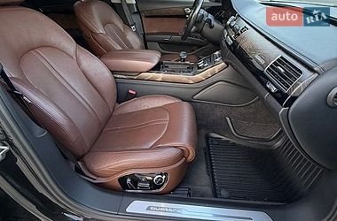 Седан Audi A8 2015 в Киеве