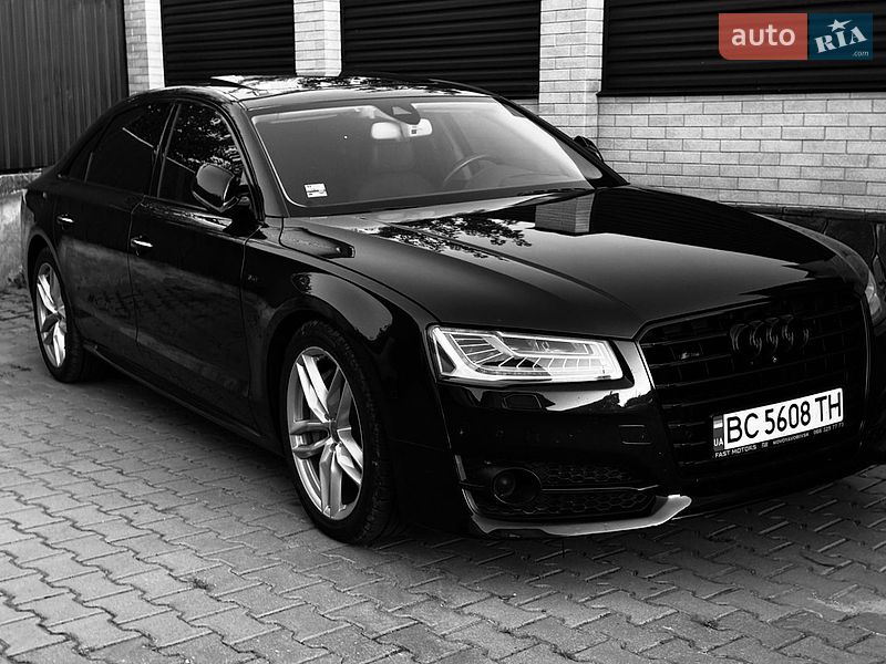 Седан Audi A8 2017 в Хмельницком