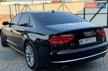 Седан Audi A8 2012 в Тернополі