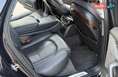 Седан Audi A8 2012 в Тернополі