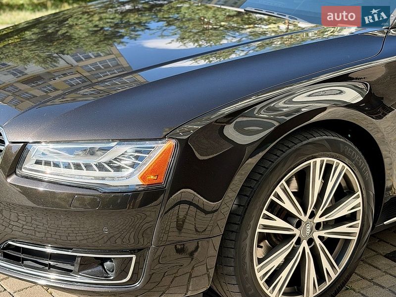 Седан Audi A8 2014 в Івано-Франківську