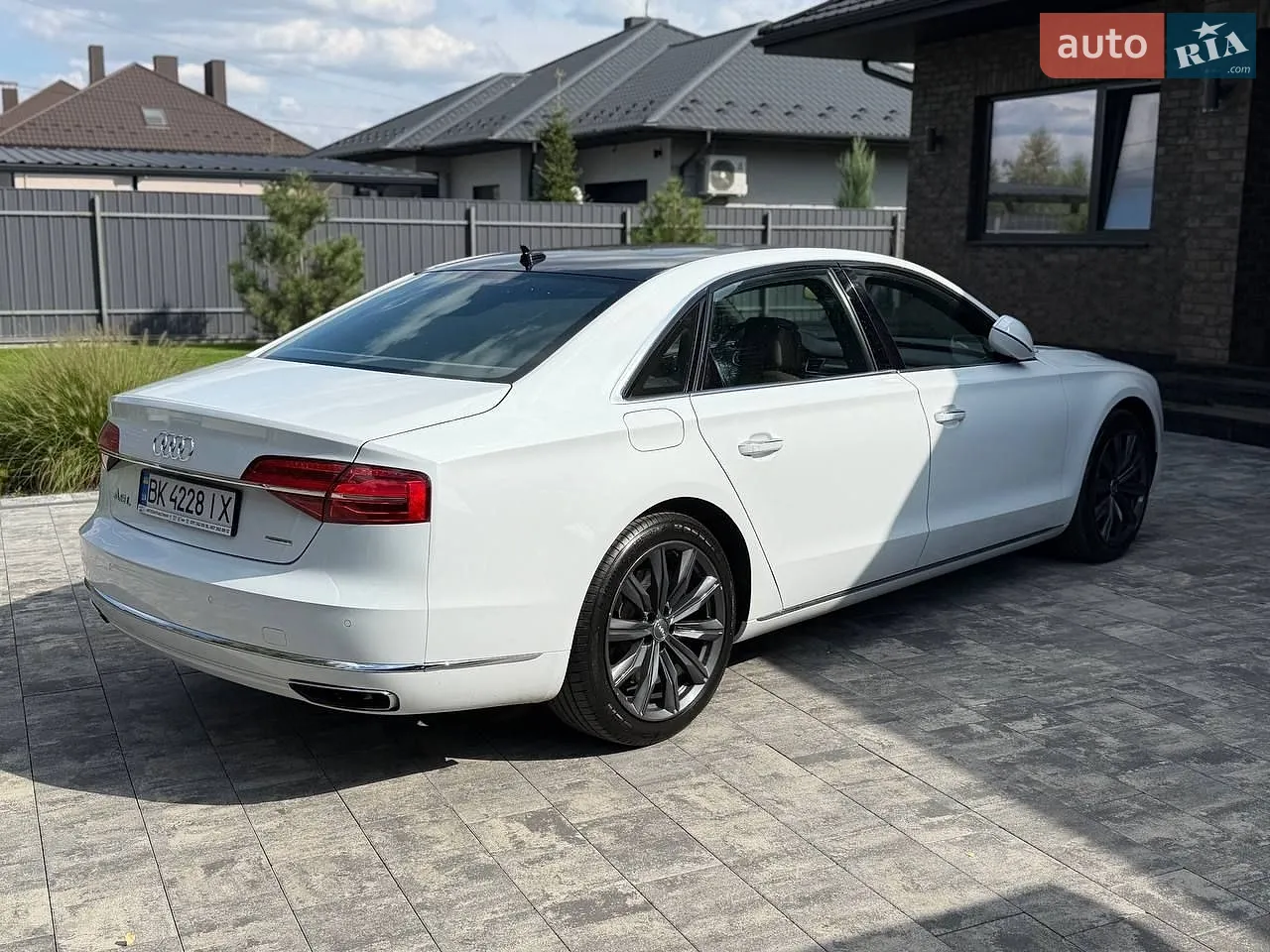 2015 Audi A8 - мініатюра 15