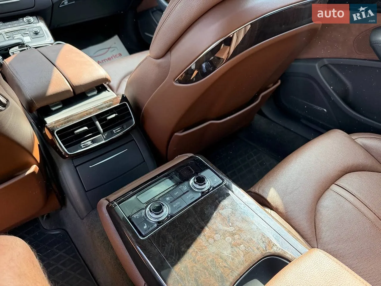2015 Audi A8 - мініатюра 27