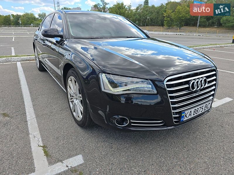 Седан Audi A8 2014 в Киеве