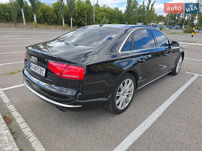 Седан Audi A8 2014 в Киеве