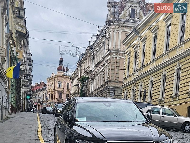 Седан Audi A8 2017 в Києві