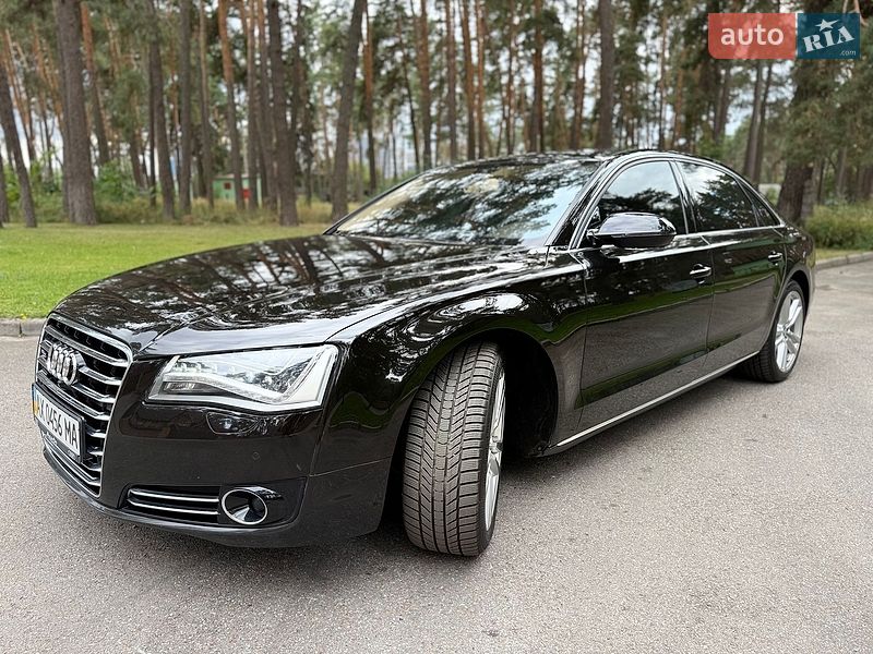 Седан Audi A8 2013 в Києві