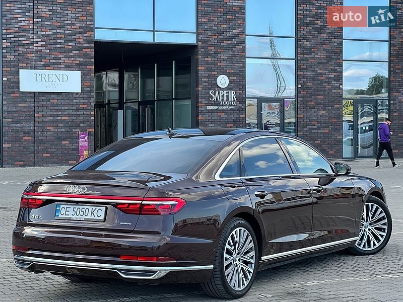Седан Audi A8 2018 в Чернівцях