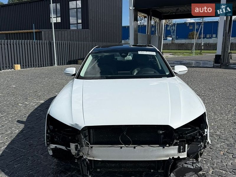 Седан Audi A8 2017 в Києві