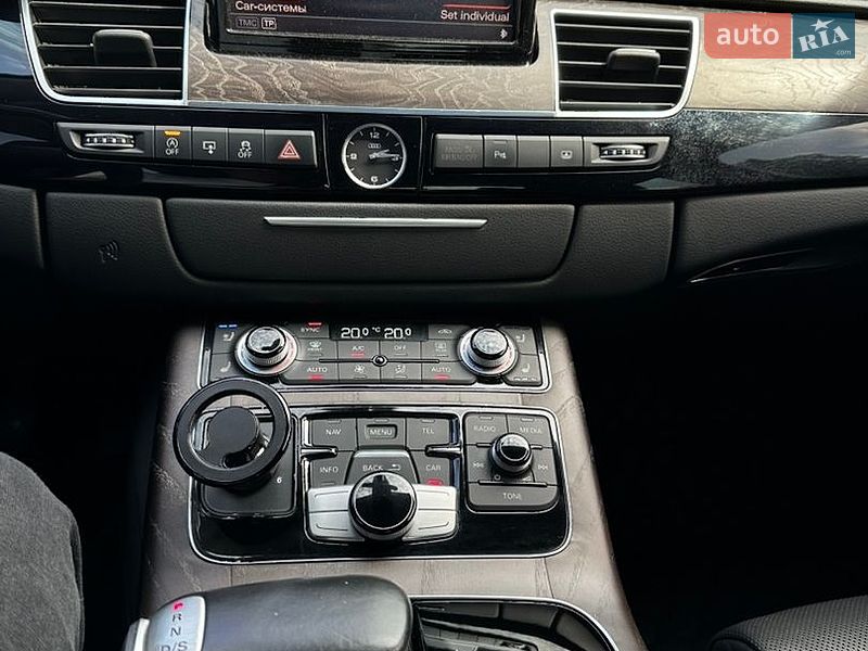 Седан Audi A8 2015 в Одессе