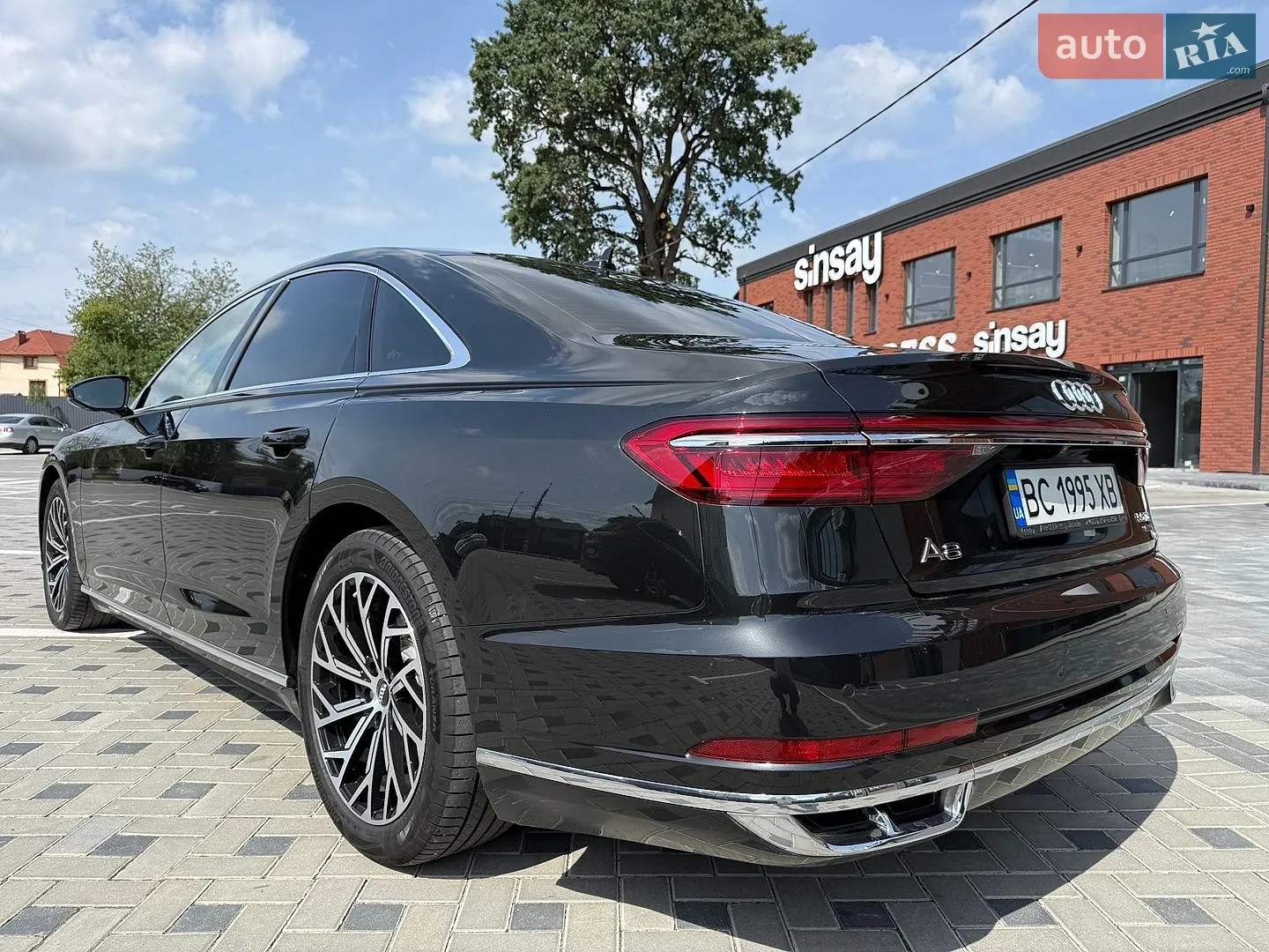 2019 Audi A8 - мініатюра 8