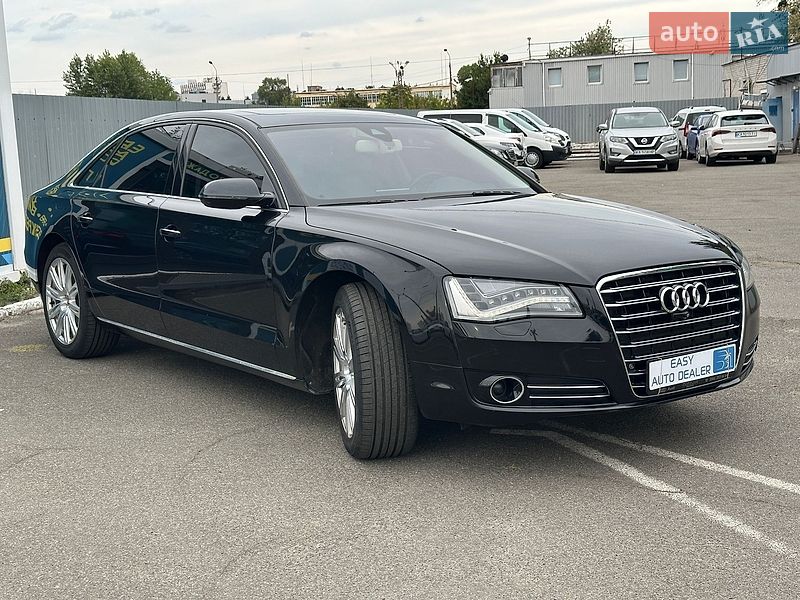 Седан Audi A8 2014 в Киеве