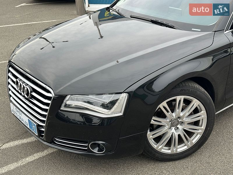 Седан Audi A8 2014 в Киеве