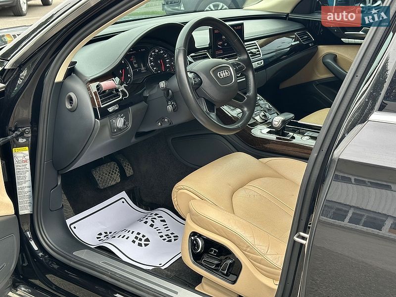 Седан Audi A8 2014 в Киеве