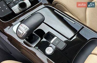 Седан Audi A8 2014 в Киеве
