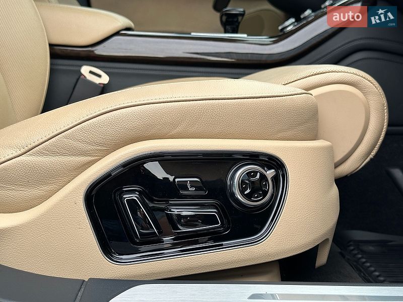 Седан Audi A8 2014 в Киеве