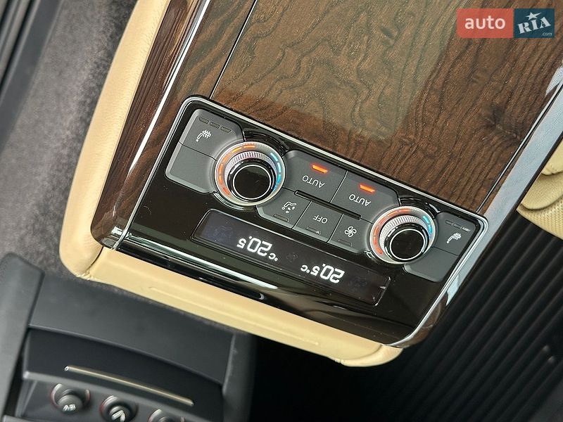 Седан Audi A8 2014 в Киеве