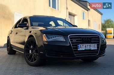 Седан Audi A8 2012 в Чернівцях