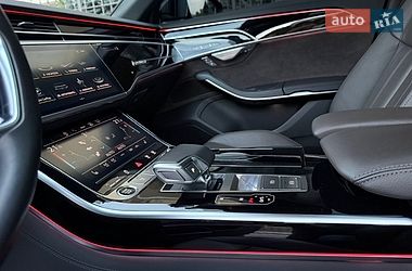 Седан Audi A8 2021 в Києві