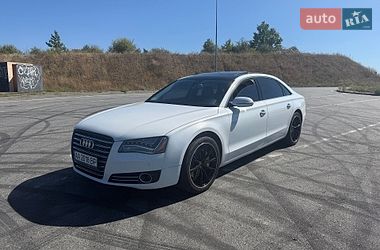 Седан Audi A8 2013 в Києві