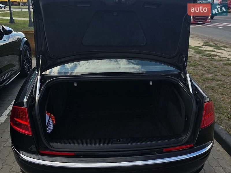 Седан Audi A8 2003 в Ковелі