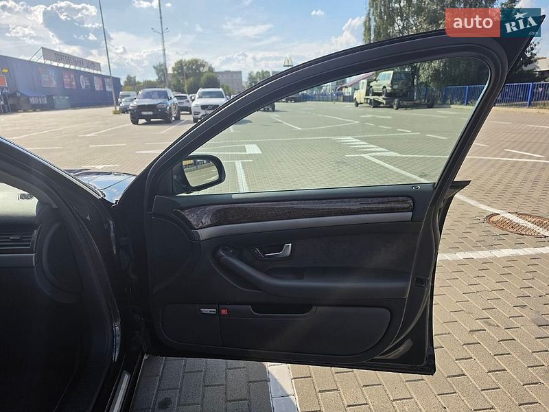 Седан Audi A8 2003 в Ковелі