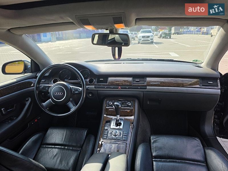 Седан Audi A8 2003 в Ковелі