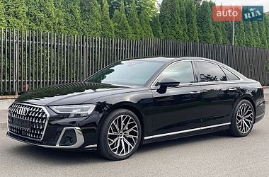 Седан Audi A8 2023 в Києві