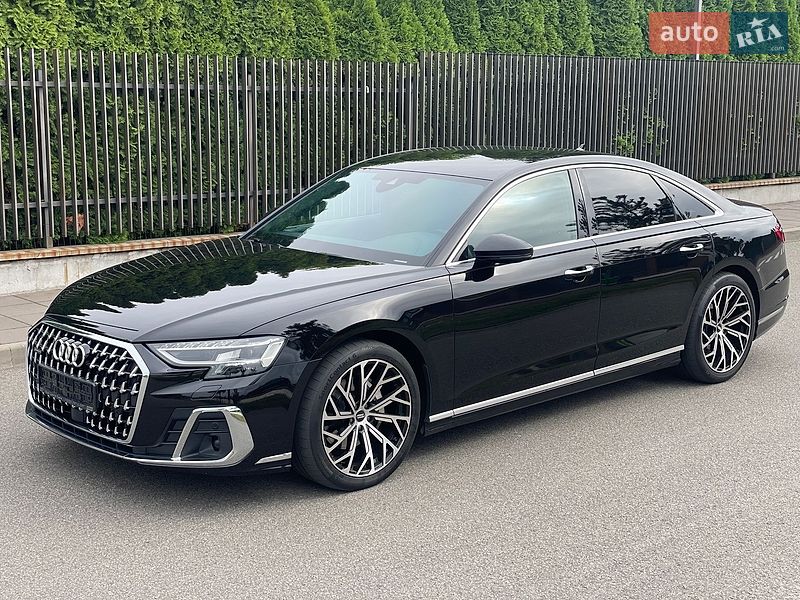 Audi A8 2023