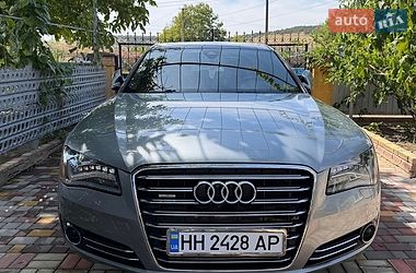 Седан Audi A8 2013 в Одессе