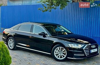 Седан Audi A8 2018 в Днепре