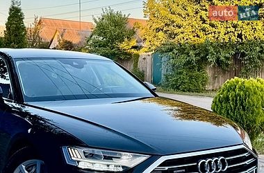 Седан Audi A8 2018 в Дніпрі