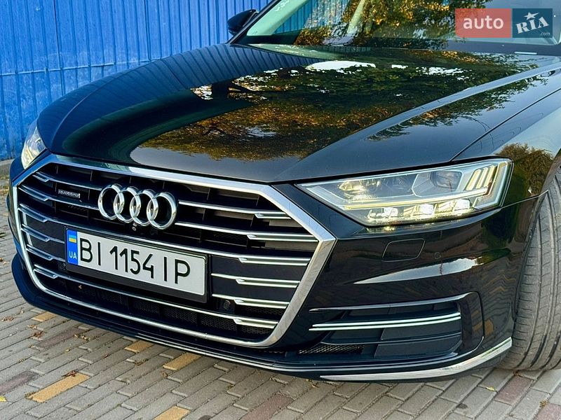 Седан Audi A8 2018 в Дніпрі