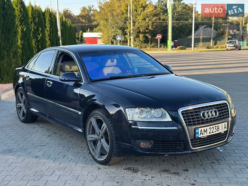 Седан Audi A8 2003 в Виннице