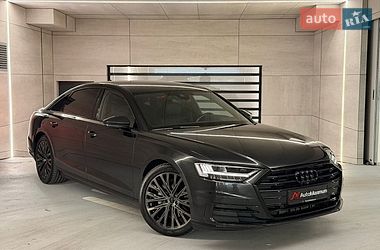 Седан Audi A8 2021 в Киеве