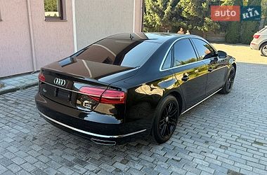 Седан Audi A8 2015 в Львове