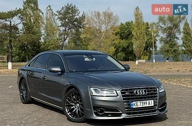Седан Audi A8 2015 в Кам'янському