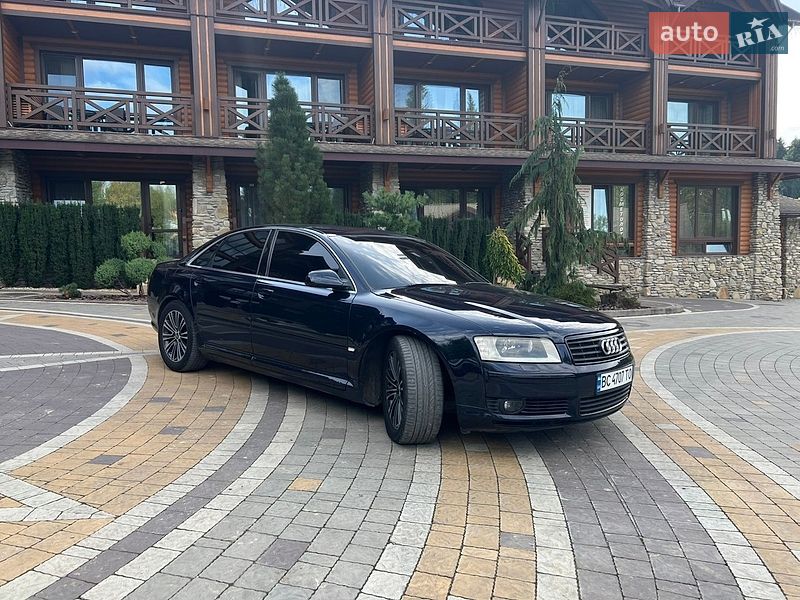 Седан Audi A8 2004 в Львове