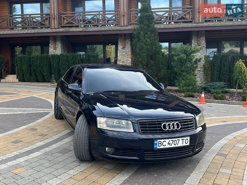 Седан Audi A8 2004 в Львове