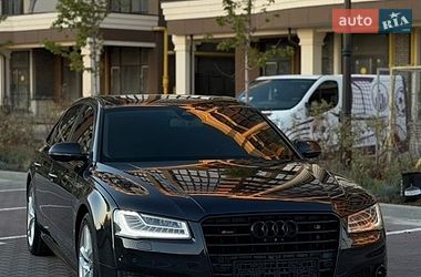 Седан Audi A8 2017 в Киеве